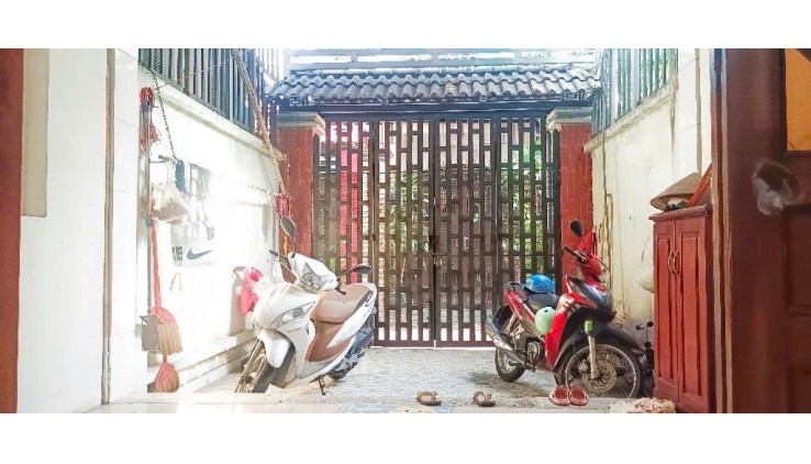 BÁN NHÀ HẺM XE HƠI-2 TẦNG NGAY KHU ĐỖ XUÂN HỢP-QUẬN 9-ĐÃ HOÀN CÔNG-GIÁ 6,3 TỶ CÒN THƯƠNG LƯỢNG